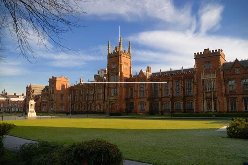 Belfast : Sightseeing Private Custom Tour with a Local Guide - Belfast: Sightseeing Private Custom Tour with a Local Guide