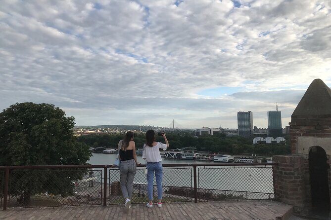 Belgrade center walking tour with Rakija, Cocktails and Burgers - FAQs