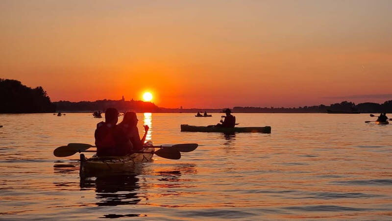 Belgrade: Sunset Kayak Tour - The Experience Provider: Wild Serbia - WS Adventures