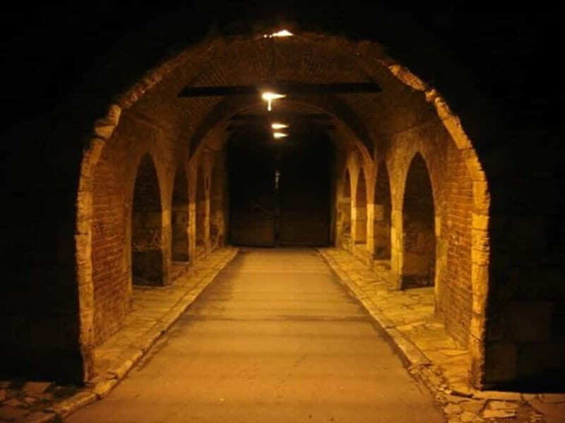 Belgrade: Underground Tour with Glass of Wine - Authentic Insights from Travelers