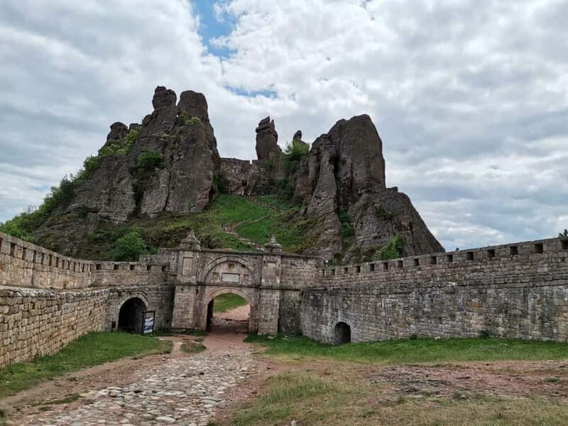 Belogradchik Rocks & Venetsa Cave Day Trip from Sofia - Why This Tour Is a Great Choice