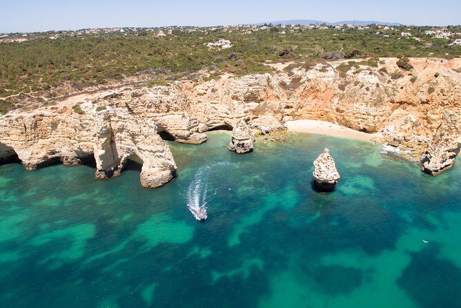Benagil Cave and Marinha Beach Boat Tour from Portimao - FAQs