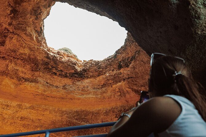 Benagil Caves and Dolphin Watching - 2.5h - Discover the Benagil Caves and Dolphin Watching Tour in Albufeira