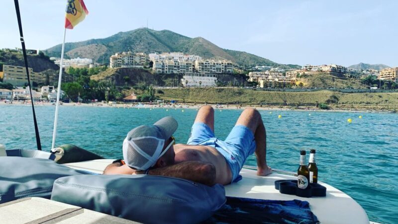 Benalmádena: Costa del Sol License-Free Boat Rental - The Sum Up