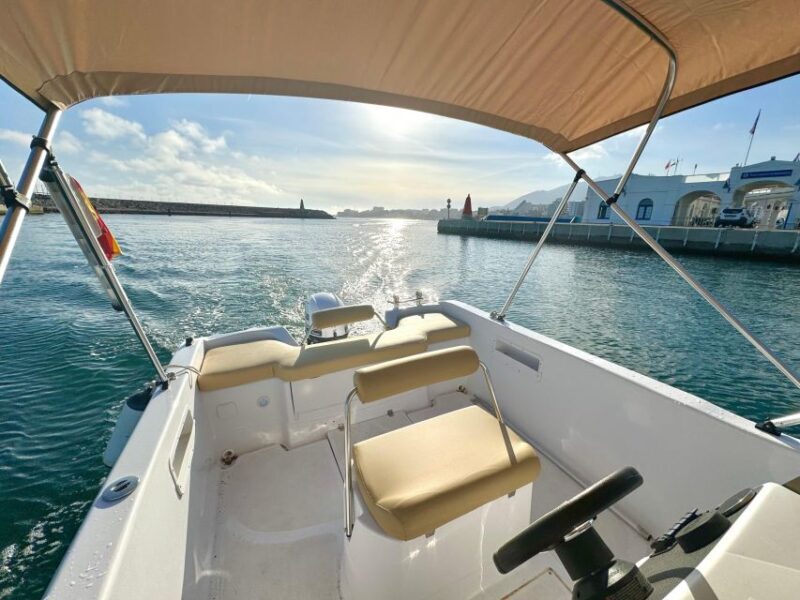 Benalmádena: Costa del Sol License-Free Boat Rental - Who Will Love This Experience?