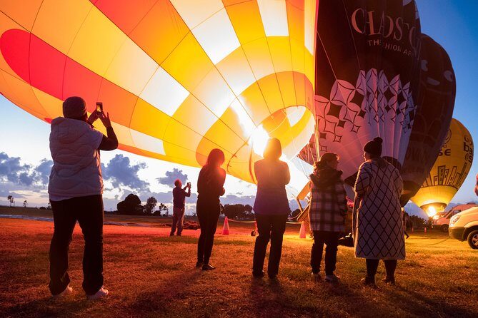 Bendigo Premium Balloon Flight - The Landing and Celebration