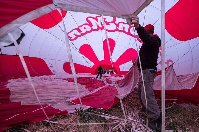 Bendigo Premium Balloon Flight plus buffet champagne breakfast - Frequently Asked Questions