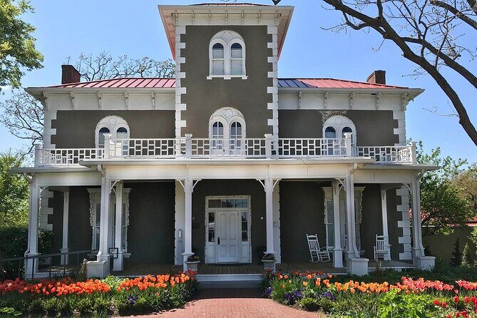 Bentonville Vibe Hop On Hop Off Tour - FAQ