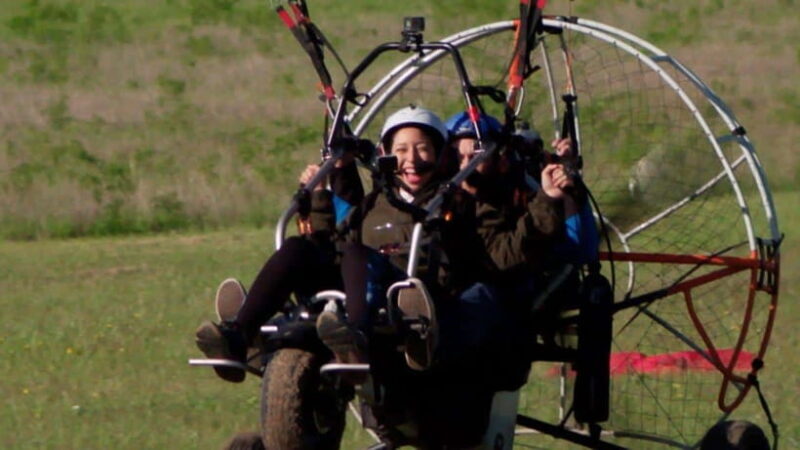 Bentota: Paramotoring Tandem Discovery-Paragliding Flight - Who Will Love This?