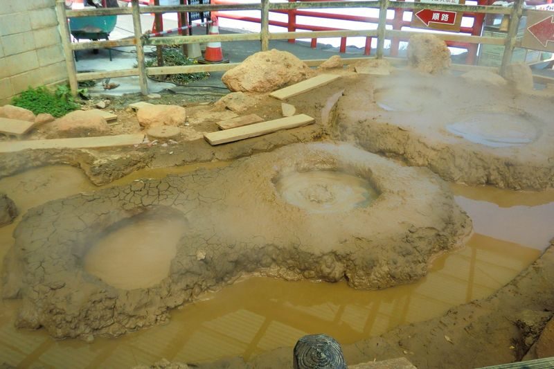 Beppu Jigoku Onsen Ticket - Foot baths, food, and small comforts