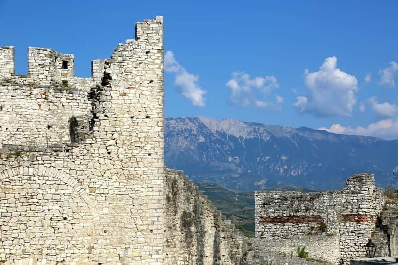 Berat Guided tour: what to see in 2 hours - Key Points