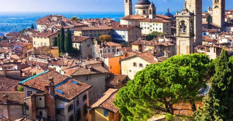Bergamo: Private custom tour with a local guide - Key Points