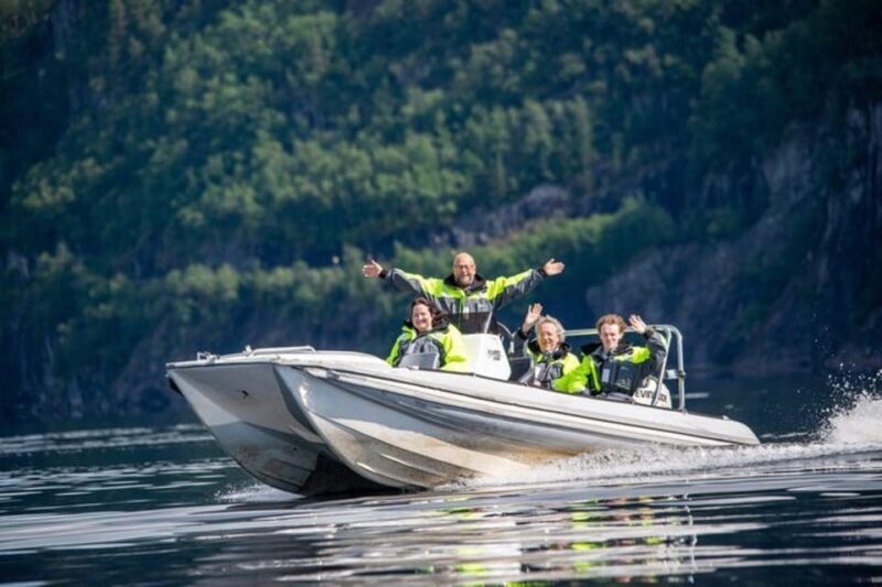 Bergen: Bergen Fjord by Zodiac or Pontoon Boat - An In-Depth Look at the Bergen Fjord Private Tour