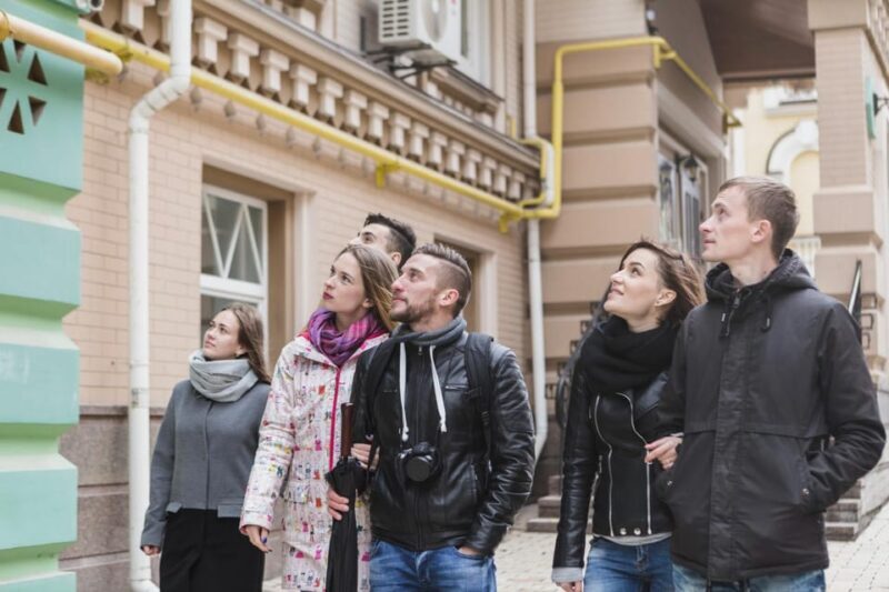Bergen: Express Walk with a Local in 60 minutes - Bergen: Express Walk with a Local in 60 minutes — a quick, authentic taste of Norway’s colorful city