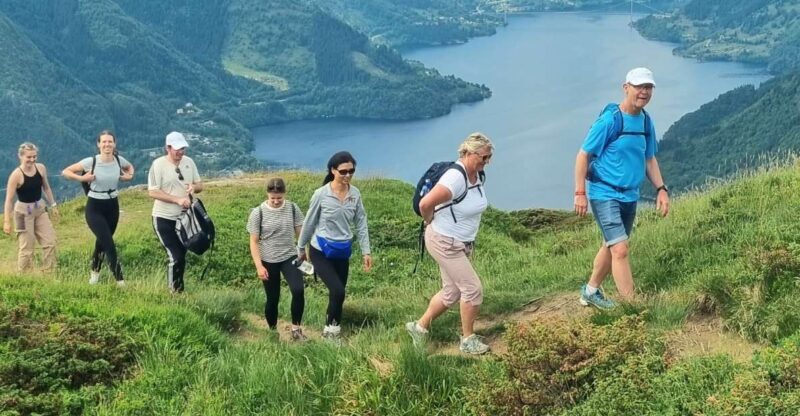 Bergen: Fjord Hiking - Public tour - Why this fjord hike truly stands out