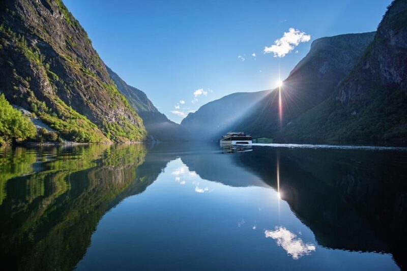 Bergen: Flam Railway, Stegastein View Point and Fjord Cruise - Who Will Love This Tour?