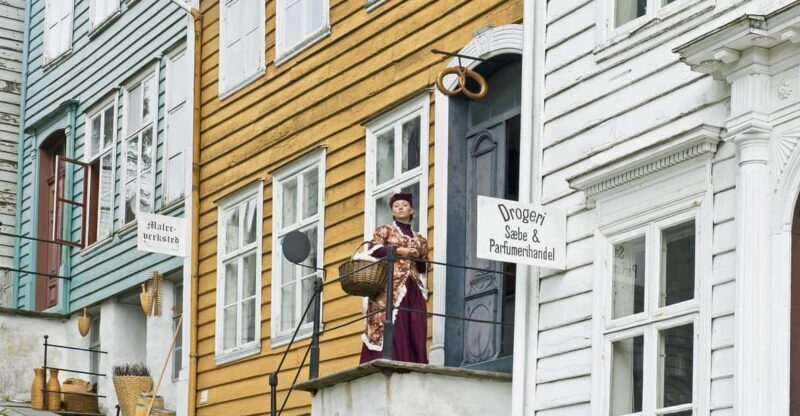 Bergen: Guided Car Tour with Old Bergen Museum & Fantoft - What Makes This Tour Stand Out?