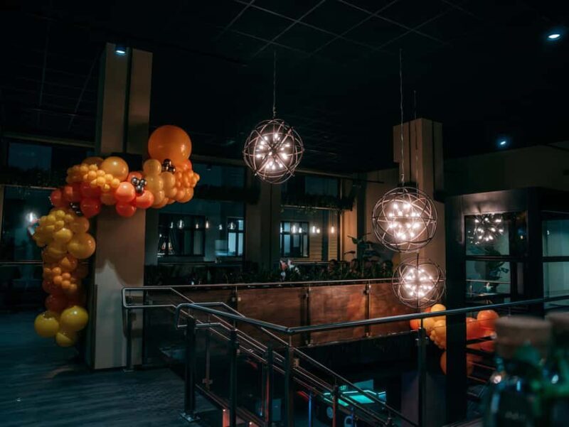 Bergen: High-Tech Minigolf in Top Bergen Activity Bar! - A More In-Depth Look at Alltid Opplett in Bergen