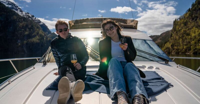 Bergen: Private Evening Yacht Cruise with Snacks and Wine - FAQ