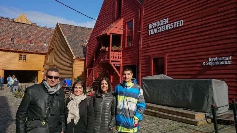 Bergen: Private Walking Tour with a Local - Bergen: Private Walking Tour with a Local