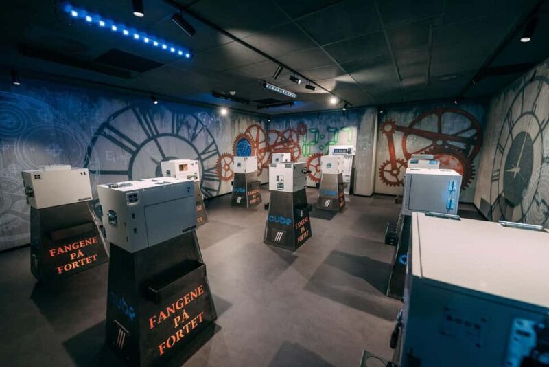 Bergen: The Cube Adventure at Fangene på Fortet - The Experience: Inside The Cube