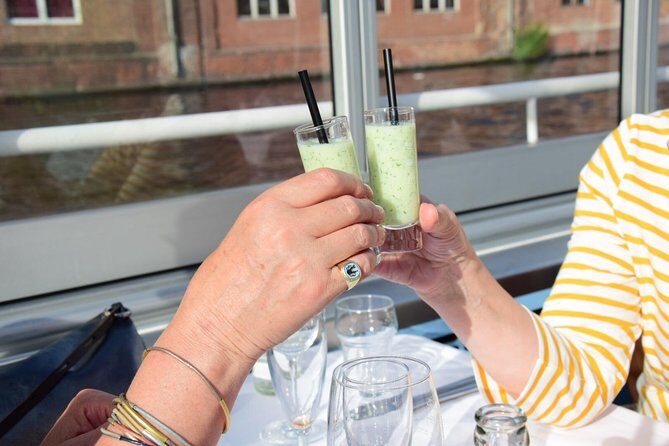 Berlin 3-Course Dinner Cruise - Key Points