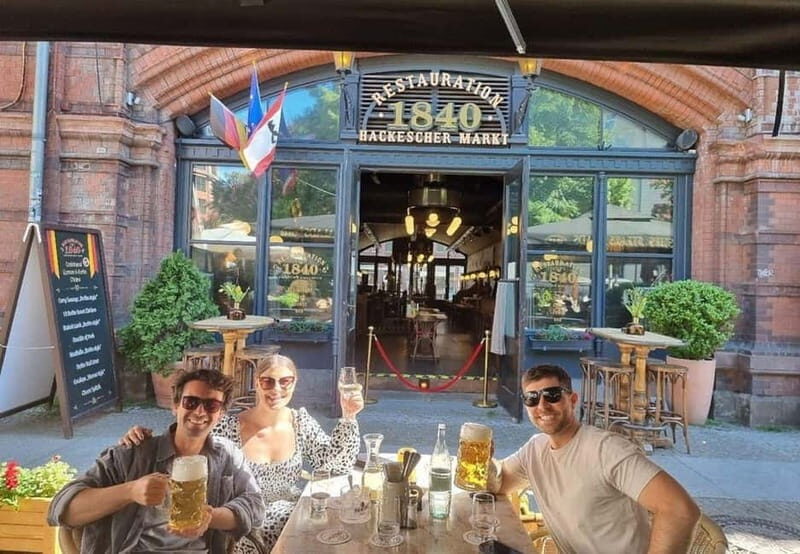 Berlin Beers & Battlefields Tour: War History & German Beer - Key Points