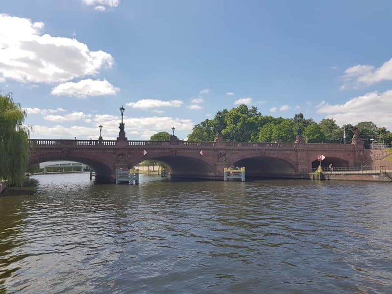 Berlin Beers & Battlefields Tour: War History & German Beer - Who Should Consider This Tour?