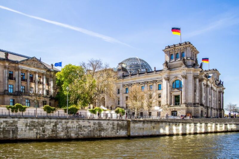 Berlin: Boat Tour Along the River Spree - FAQ