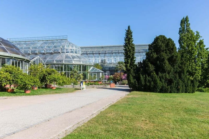 Berlin: Botanic Garden Berlin Entry Ticket with Audio Guide - Exploring the Berlin Botanical Garden: What to Expect