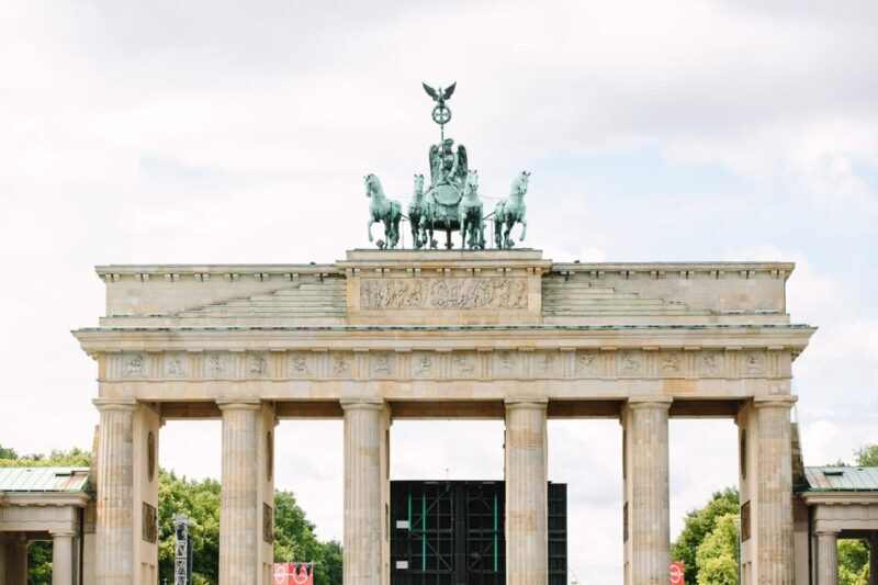 Berlin City Bike Tour with Beer Garden Stop - The Ultimate Bike Tour Experience: What You Can Expect