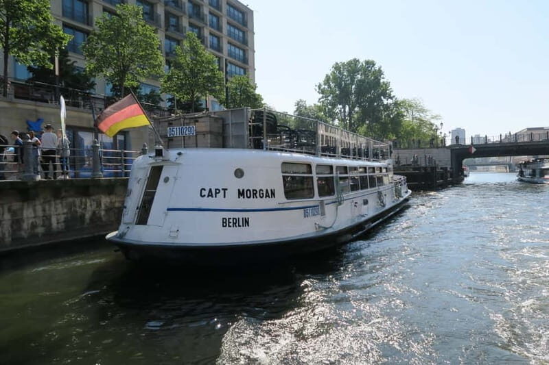 Berlin: City Boat Tour with Live Commentary - Who Will Love This Tour?