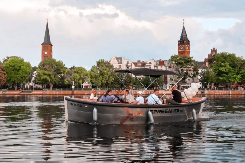 Berlin: Electric Boat Rental for self-driving 6 hrs - A Deep Dive into the Electric Boat Experience in Berlin