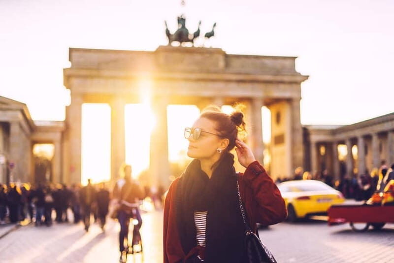 Berlin Essentials: Private Photoshoot at Berlin's top sites - A Closer Look at What to Expect