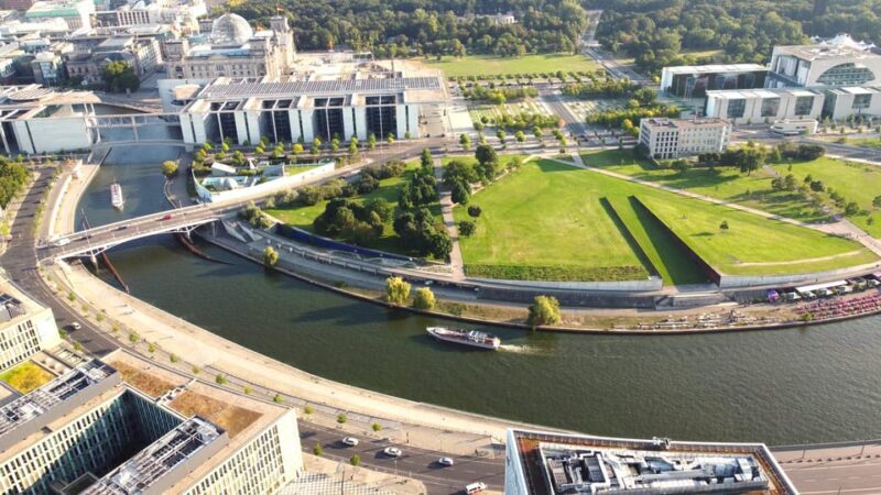 Berlin: Evening Sightseeing River Cruise on the Spree - Why This Tour Stands Out