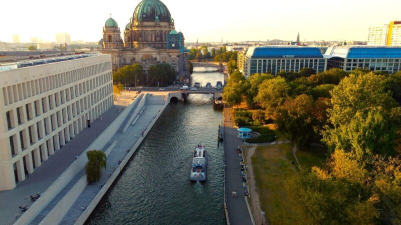 Berlin: Evening Sightseeing River Cruise on the Spree - The Sum Up: Who Will Enjoy This Experience?