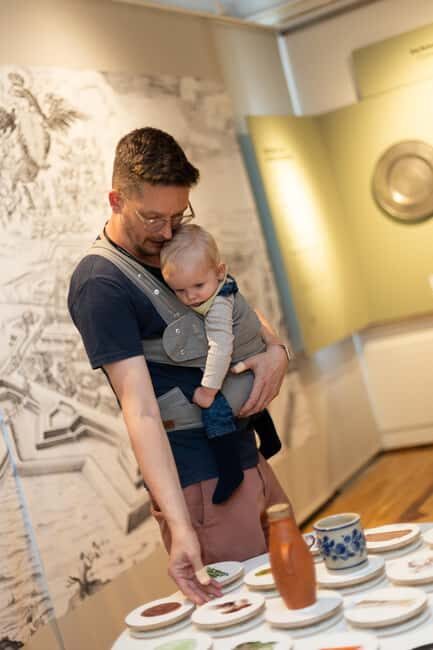 Berlin: Family tour of Berlin's history and stories at the Ephraim Palace Museum - Key Points
