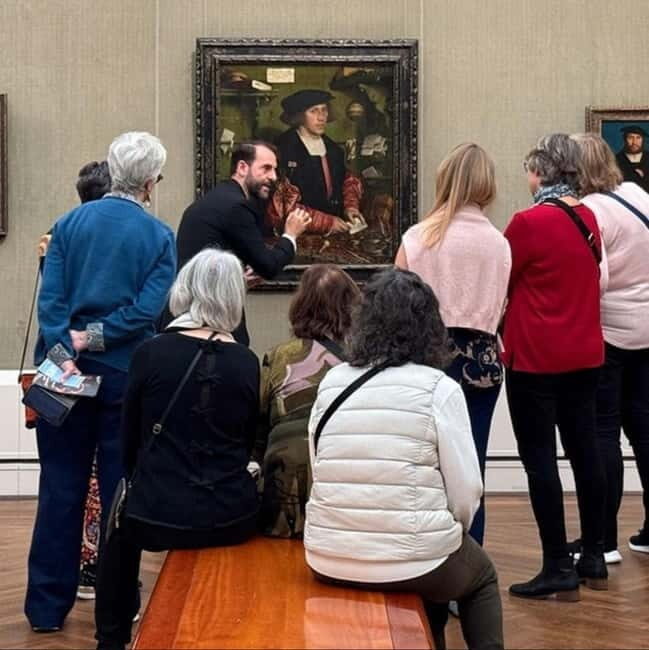 Berlin: Guided Tour for Art Lovers - Underground Narratives and Social Space
