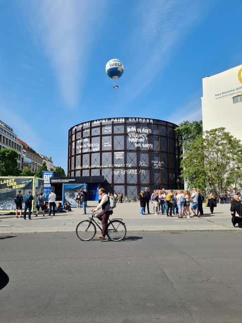 Berlin: Guided walking tour of the Secrets of the Berlin Wall - Exploring Berlin’s Wall: What You Can Expect