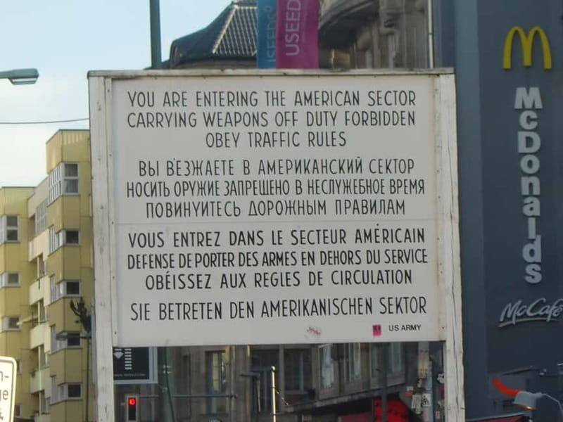 Berlin: Guided walking tour of the Secrets of the Berlin Wall - The Experience in Detail