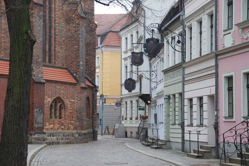 Berlin: Historic Center Walking Tour with a Real Berliner - Discover Berlin’s Heart: A Walk Through History with a Local Berliner