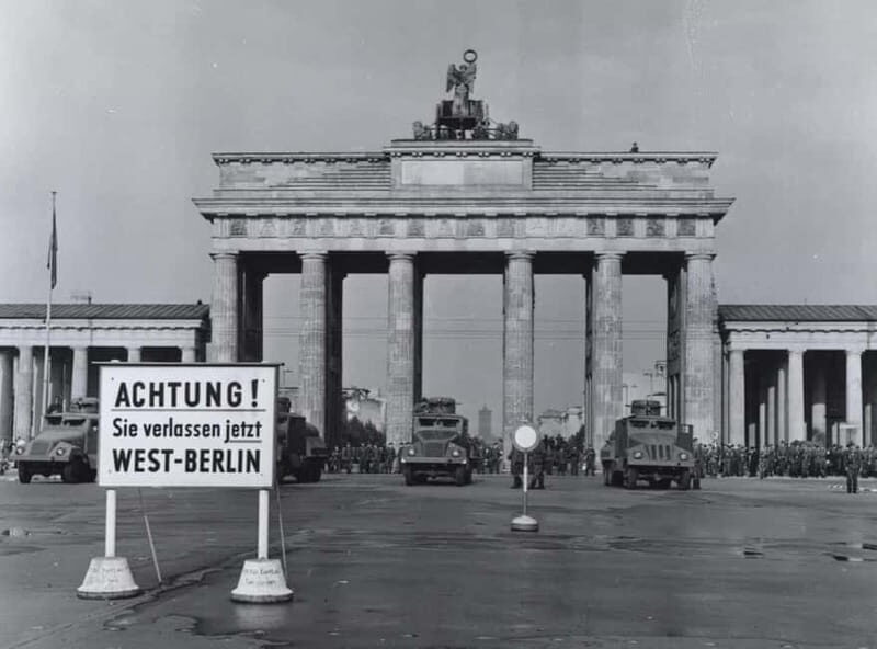 Berlin: Historical Highlights Half-Day Walking Tour - Why This Tour Offers Great Value