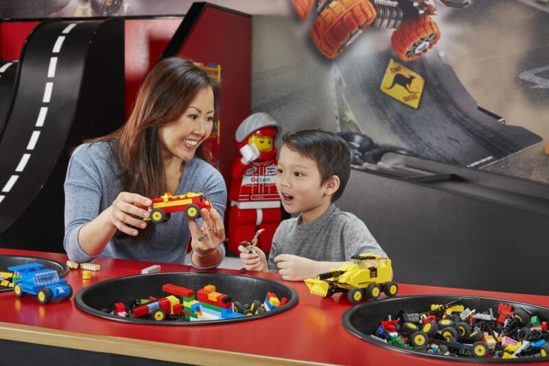 Berlin: Hop-On Hop-Off Bus & LEGOLAND Discovery Centre - Who Will Love This Experience?
