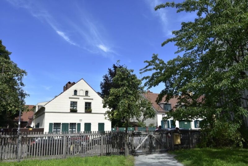 Berlin: Old Neukölln Private Walking Tour - A Deep Dive into the Neukölln Experience