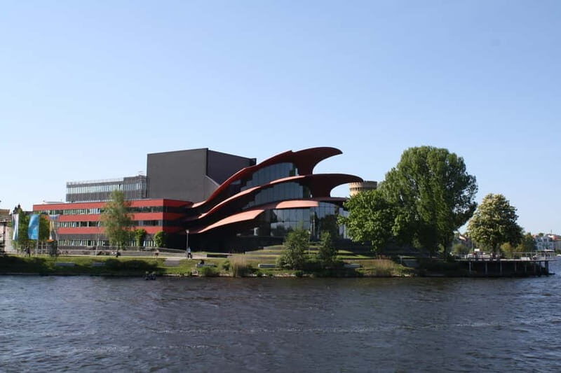 Berlin: Potsdam-Rundfahrt über die Unterhavel mit Guide - An In-Depth Look at the Berlin-Potsdam River Cruise