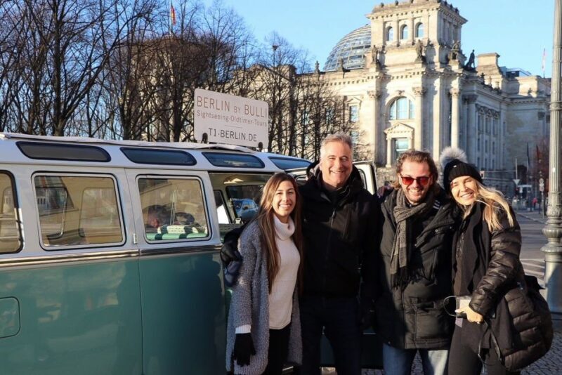 Berlin: Private Sightseeing Tour in Iconic Oldtimer VW Bus - FAQ