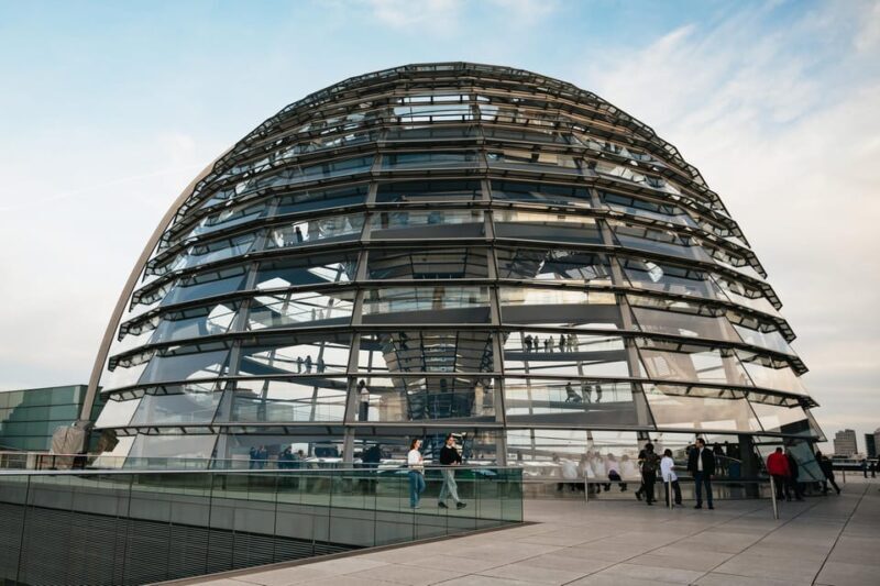 Berlin: Reichstag, Dome and Government District Guided Tour - A Deep Dive into the Reichstag Guided Tour