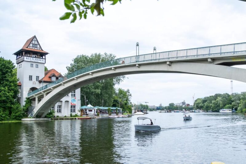 Berlin: Self-Drive Boat Tour - What the Reviews Say
