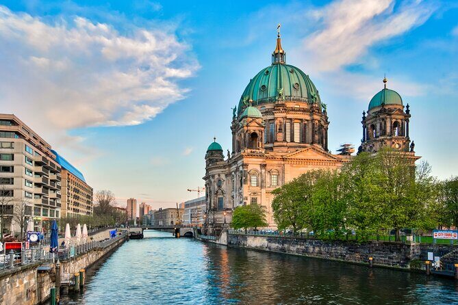 Berlin Self-Guided Audio City Tour - A Deep Dive into the Berlin Self-Guided Audio Tour