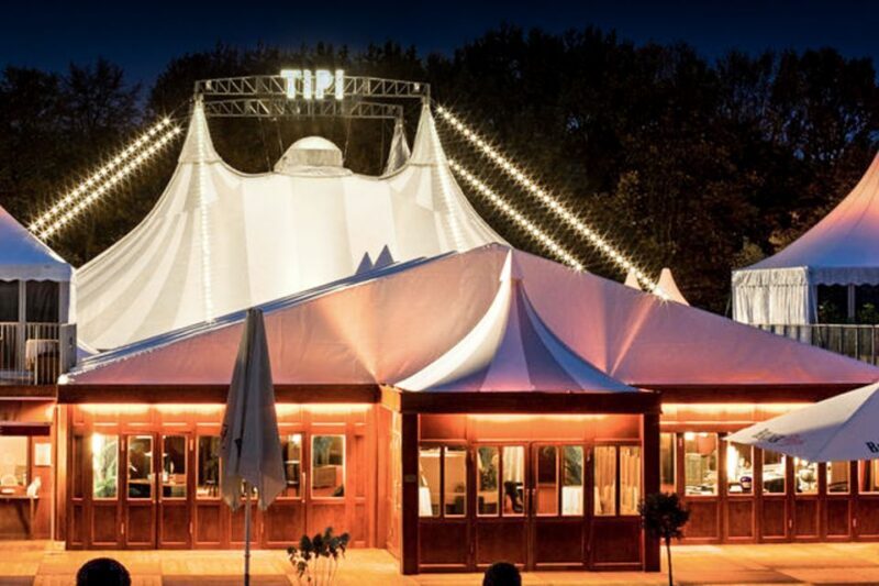Berlin: Show at the Tipi am Kanzleramt - Key Points